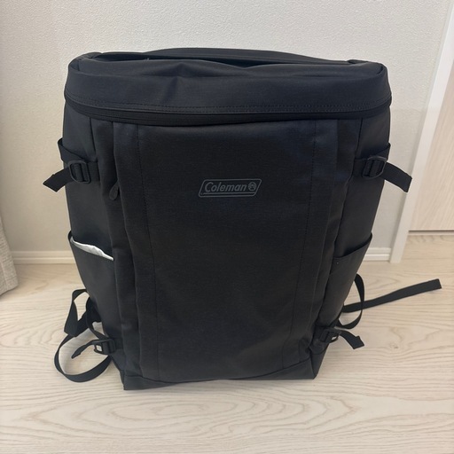 Colemanのスクエア型バックパック美品