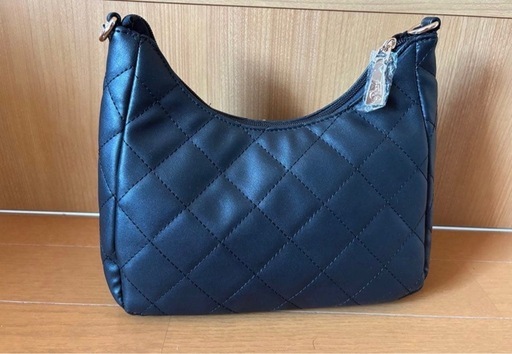 Radyショルダーバッグ