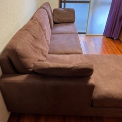 価格下げました】カウチソファ 3〜4人用 (らいあん) 中目黒のソファの 