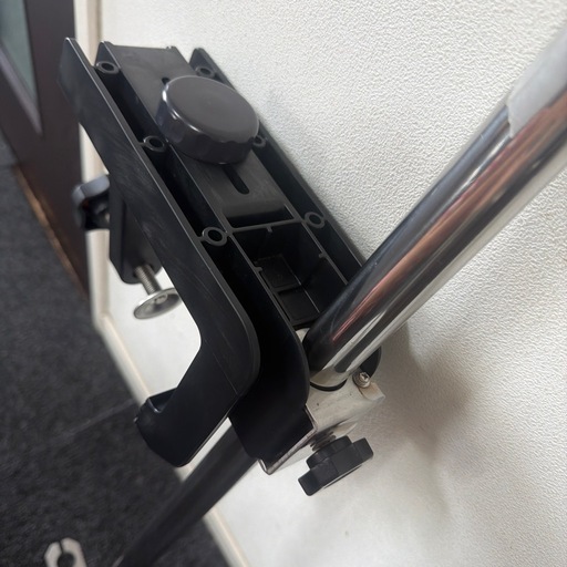 万能パイプ 小型ボートなどで、振動子を取り付ける器具