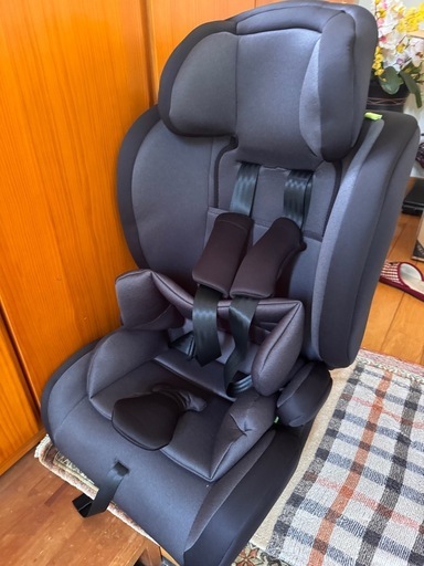 新品　箱は開けてます。