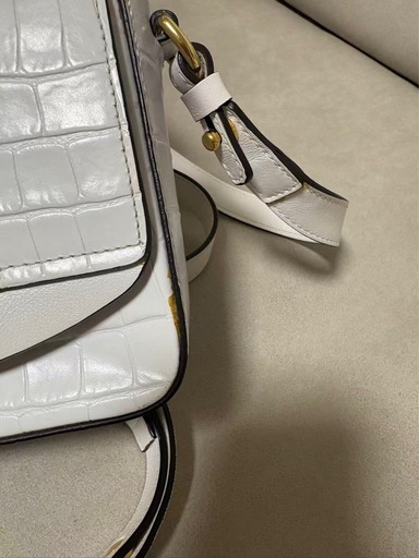 クロエCHLOÉ Cbag