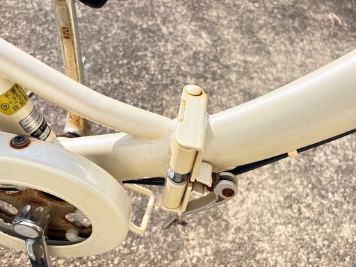 ノーパンク　折り畳み自転車