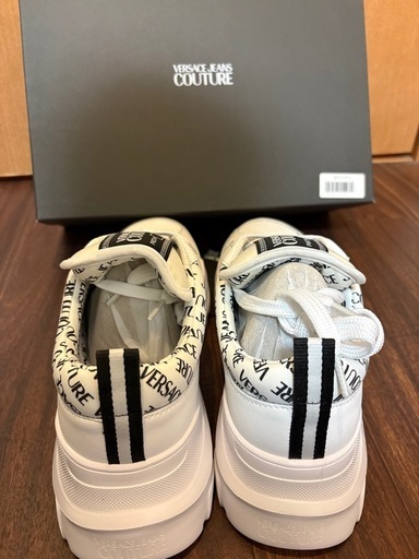 新品　VERSACE JEANS COUTURE スニーカー　ホワイト29cm