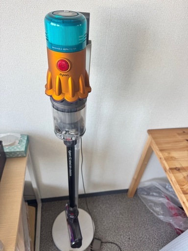 Dyson V12 Detect Slim Absolute  専用台付き