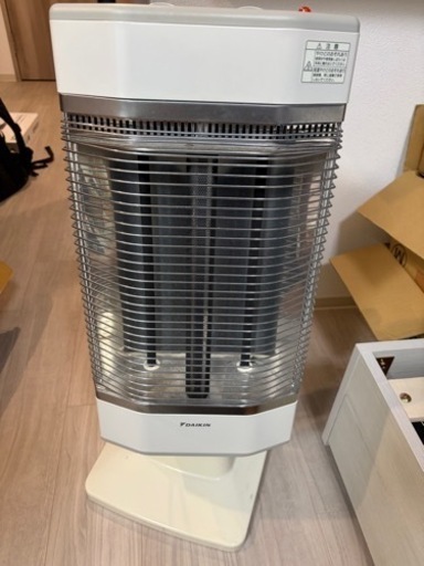 DAIKIN セラムヒート ERFT11KS 本体 (タケモッティー) 今里の家電の