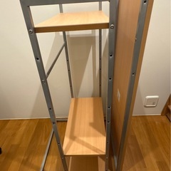 パソコンデスクの画像