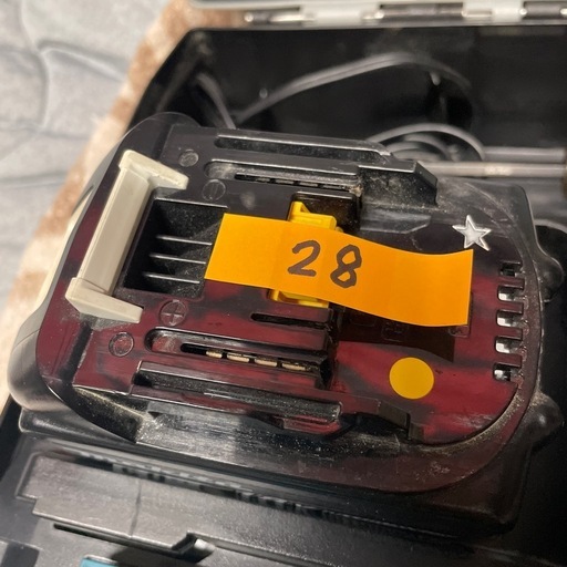 マキタ　18v    インパクトドライバー