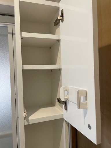 洗面所の隙間収納家具