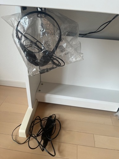 【美品】YAMAHA電子ピアノ ARIUS YDP-163WH 88鍵盤　椅子付