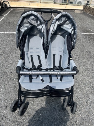 美品！双子ベビーカー