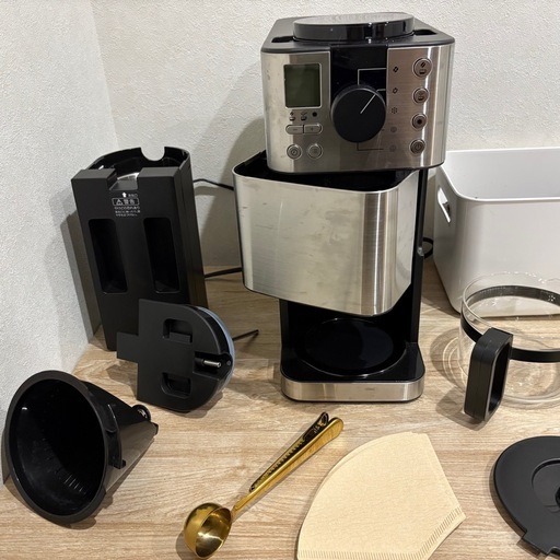 無印コーヒーメーカーその他、KOM湯沸かし器、アイリス真空フードシーラー