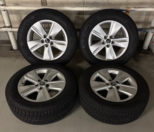 【川崎市川崎区か藤沢市引き取り限定】トヨタ 60系ハリアー純正 225/65R17 17x7.0+39 114.3/5H＋BSスタッド
