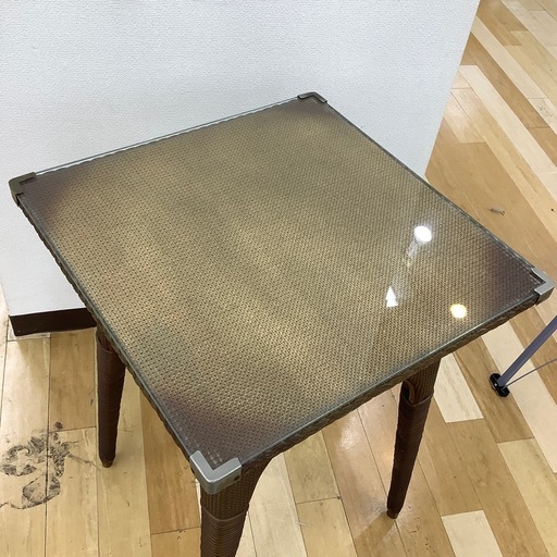 【トレファク ラパーク岸和田店】ガラス天板サイドテーブル　入荷しました。