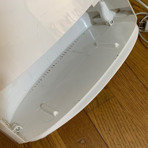Panasonic 衣類乾燥除湿機 デシカント方式 ホワイト F-YZL60-W