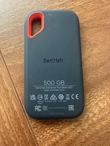 【ケーブル付】SanDisk 高速ポータブルSSD 500GB（美品）