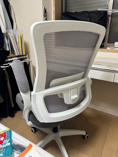 【値引き交渉◎】デスクチェア