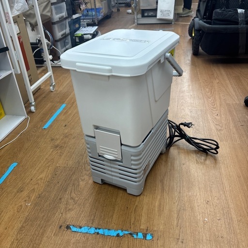 ☆ドリーム荒牧店☆ジモティー割引有☆【クリーニング済み】アイリスオーヤマ/タンク式高圧洗浄機/SBT-512N/2022年製