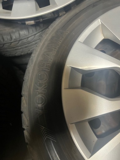 195/65r15スタッドレスタイヤヨコハマ33週2022年製と純正ニッサンホイール4本セット