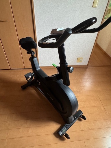 『値段交渉可能です。』【FITBOX 第3世代フィットネスバイク 極静音】
