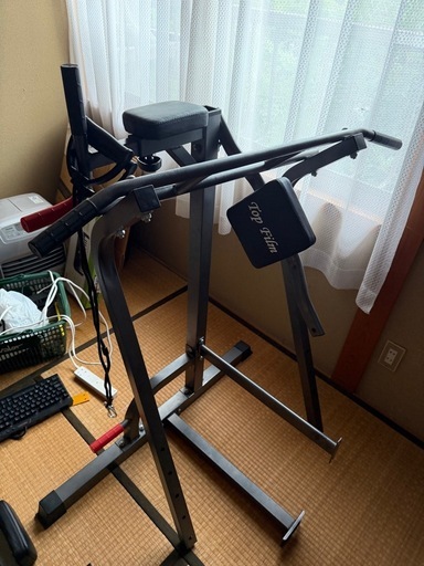ぶら下がり健康器　懸垂マシン