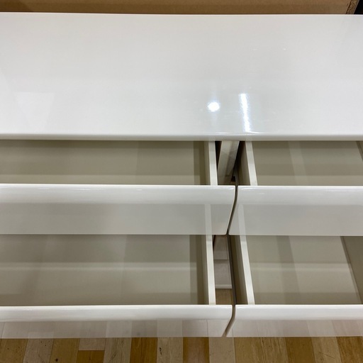 【トレファクラパーク岸和田店】 4段チェスト アイボリー 入荷いたしました