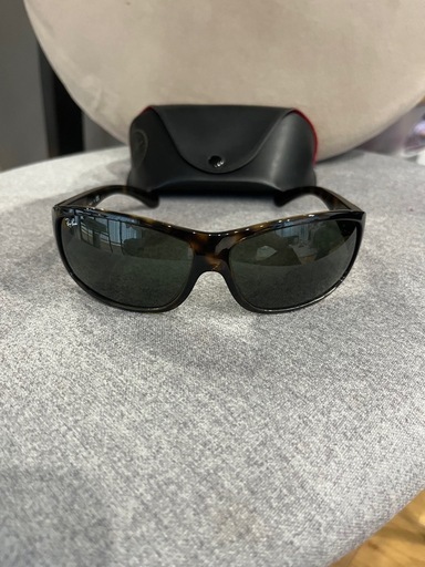 RayBan　RB4110 710 
