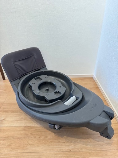 チャイルドシート　コンビ THE S plus ISOFIX エッグショックZD