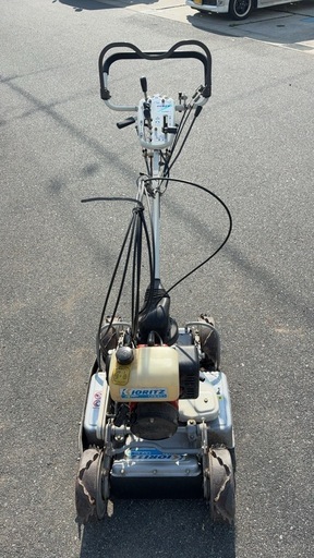 値下りしています、自走式草刈機 4WD スパイダーモア 共立AZ850 
斜面草刈機 法面草刈機 実働品 