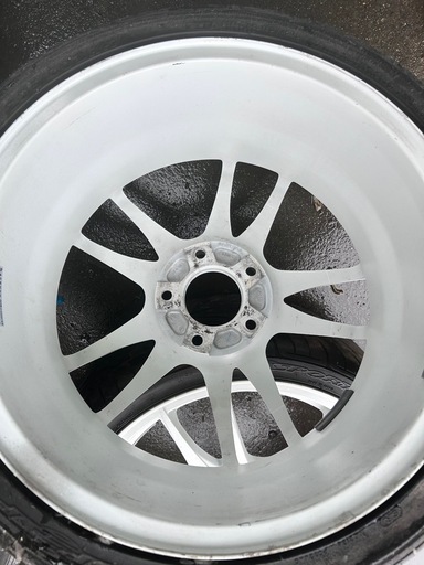 タイヤ205/40ZR17 早い方勝ち