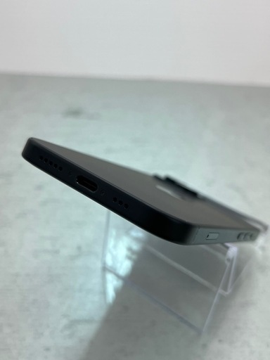 美品　iPhone 15 128GB SIMフリー