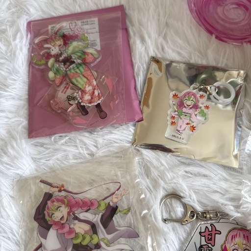 【貴重】鬼滅の刃 甘露寺蜜璃 グッズまとめ売り ぬいぐるみ フィギュア　めじるし