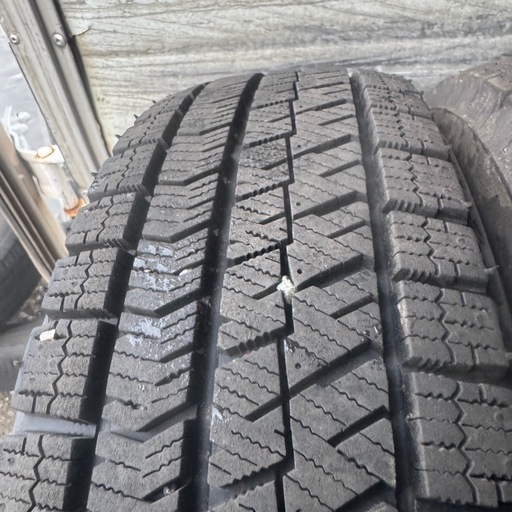 バリ山　BRIDGESTONE ブリヂストン　ブリジストン　VRX2 155/65R13 スタッドレス　タイヤ　2019年製　13イン