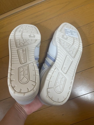 adidas スニーカー 24.0cm 未使用 箱なし