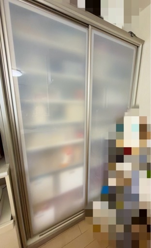 東京インテリアの食器棚