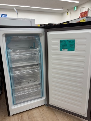 【ジャングルジャングル岸和田和泉インター店】☆アウトレット品☆ 冷凍庫 ハイアール JF-HSU10A 2026年製 Haier 10