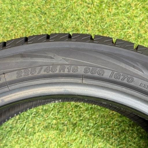 【バリ溝】　225/45R18 95Q 交換工賃・消費税込み価格