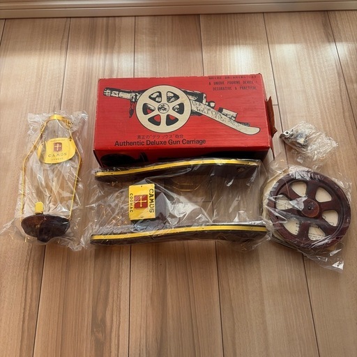 ヴィンテージCAMUSナポレオンコニャック砲台装飾品飾り台 (くり