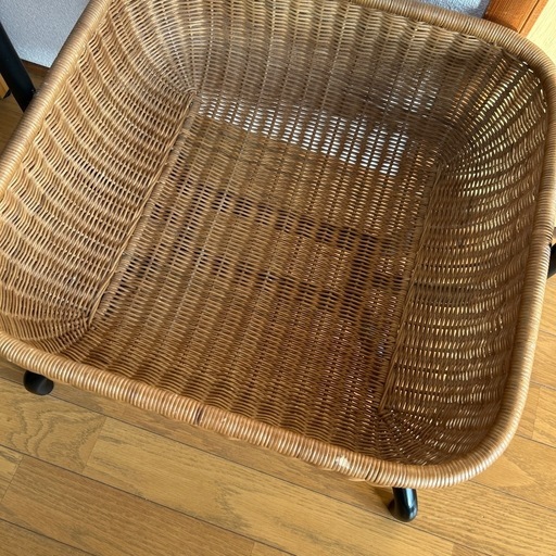 ＩＤＥＥ　ワラビーハンガースタンド