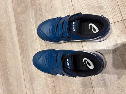 安全靴（新品)  
asics