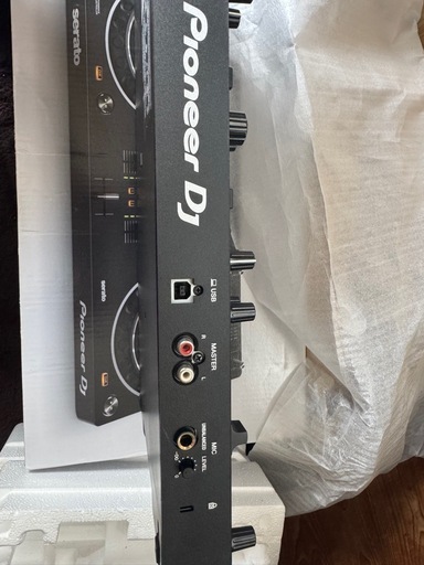 Pioneer DDJ-REV1