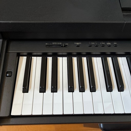 YAMAHAクラビノーバ　　電子ピアノ