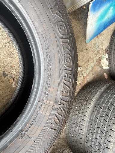 285/60R18 ヨコハマタイヤ