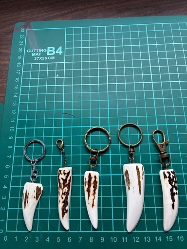 鹿角キーホルダー