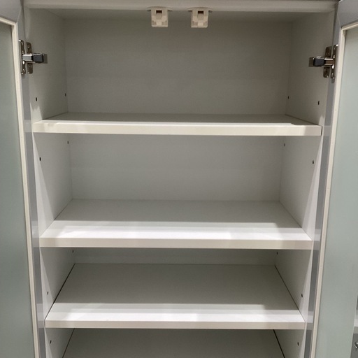 【トレファク神戸南店】高橋木工所 食器棚　※扉ウキ・ハガレ有、上下固定パーツ欠品【取りに来られる方限定】