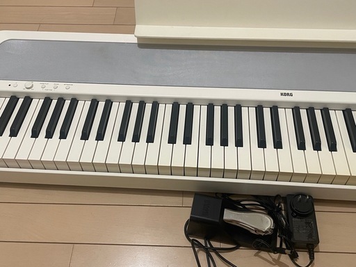 【取引中】KORG電子ピアノB2(白)