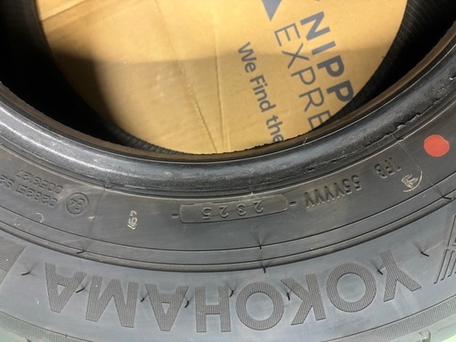 値下げしました！195/80R15ヨコハマタイヤブルーアースバンRY55