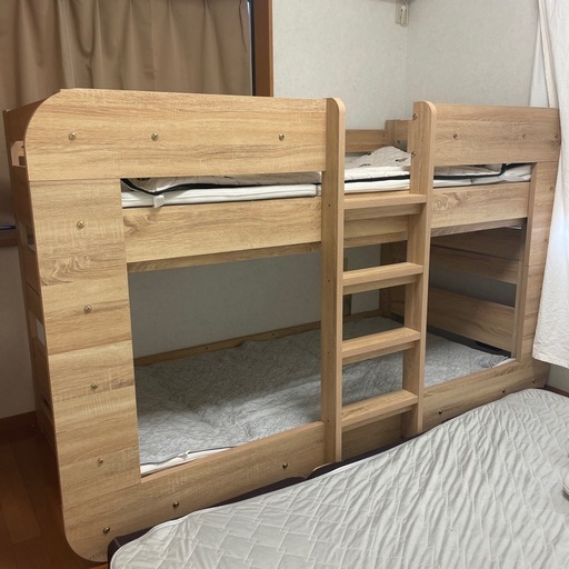 ほぼ新品⭐︎2段ベット