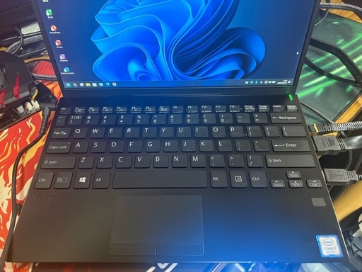 ノートパソコン SONY VAIO Windows11 25H2 i7-8565U メモリ16GB SSD256GB Office20