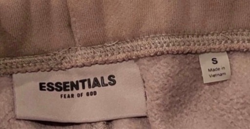 期間限定特別価格　ESSENTIALS スウェットショートパンツ　ハーフパンツ パンツ 希少品 期間限定特別価格 国内正規 ESSENTIALS スウェット 